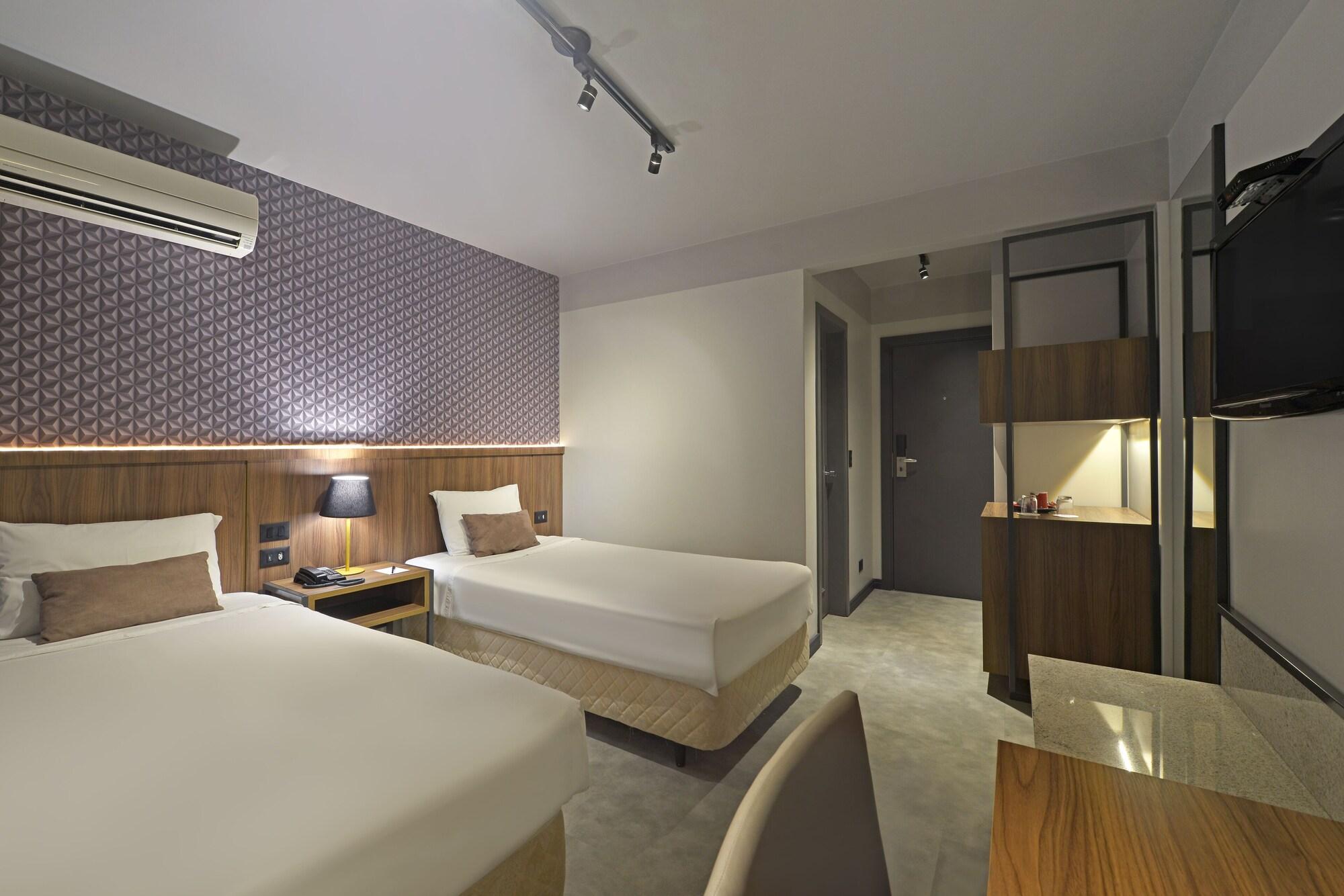 Hotel Deville Business マリンガ エクステリア 写真