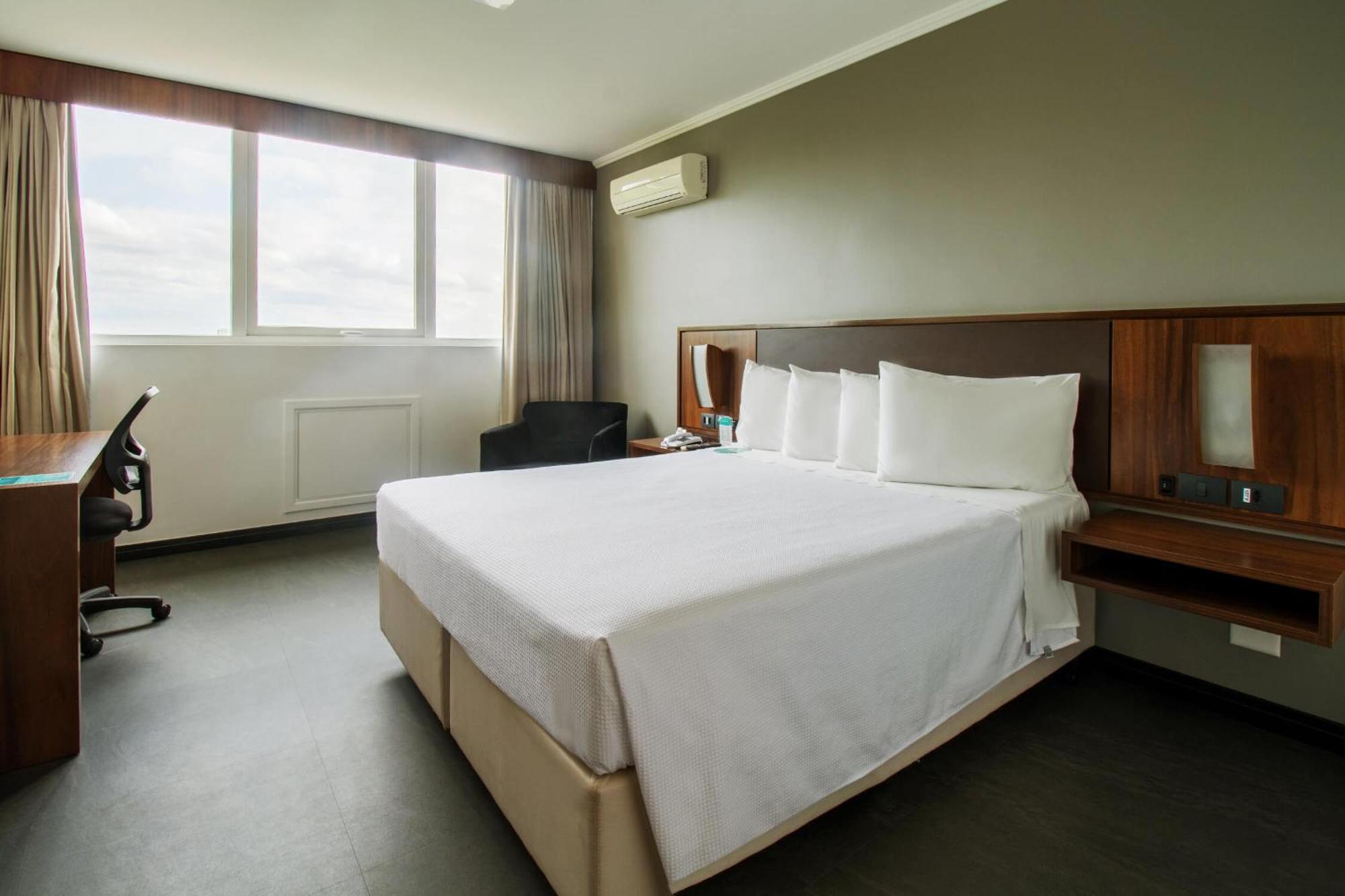 Hotel Deville Business マリンガ エクステリア 写真