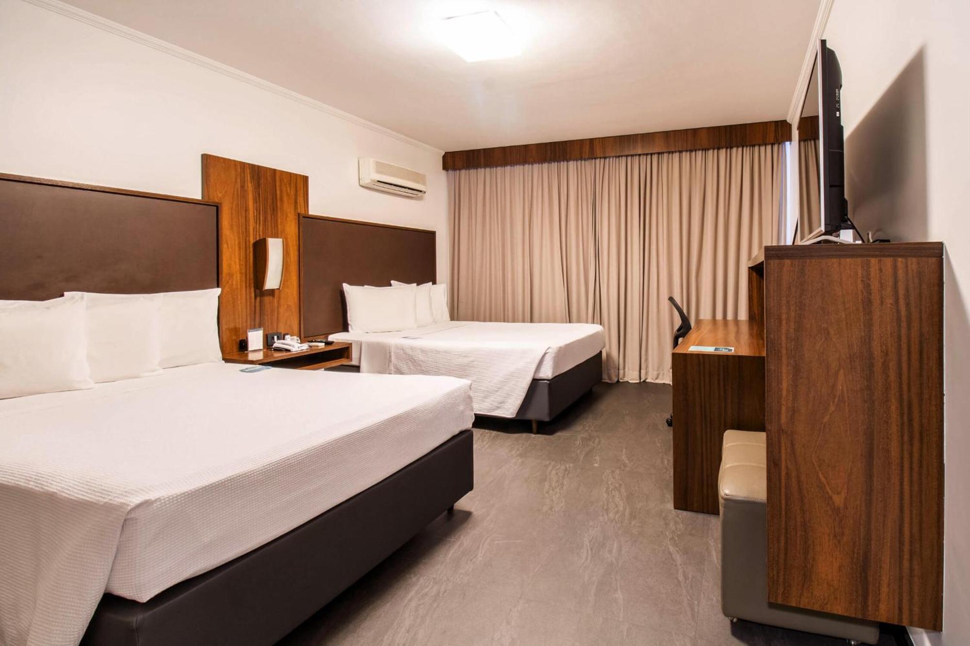 Hotel Deville Business マリンガ エクステリア 写真